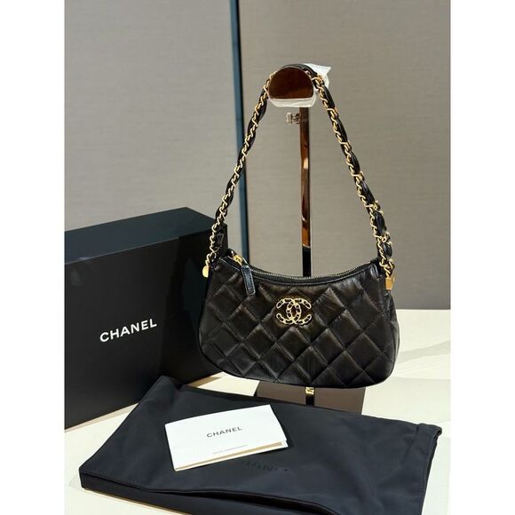 Chanel Handbags - Chanel Women Pre-Loved Bag Brand New Condition